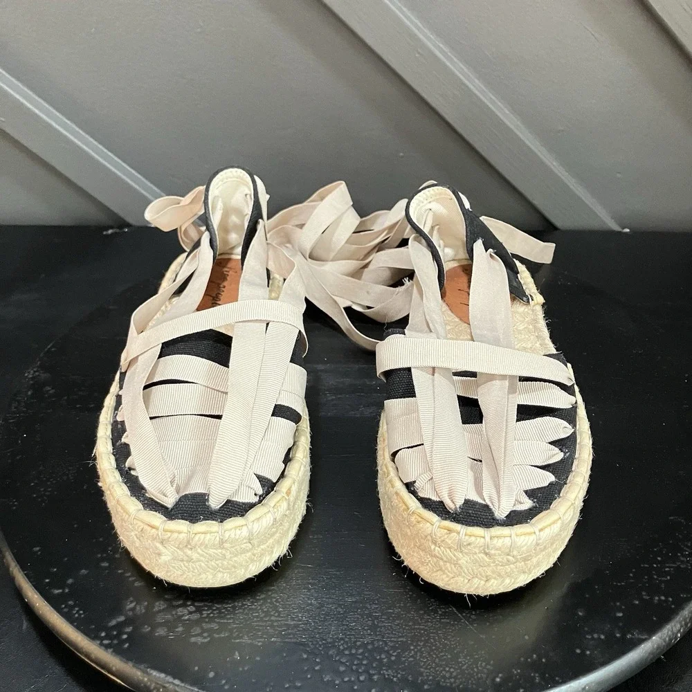 Free People Womens Size 7 EU 37 Espadrille Lace Up Ribbon Sandals Black Beige